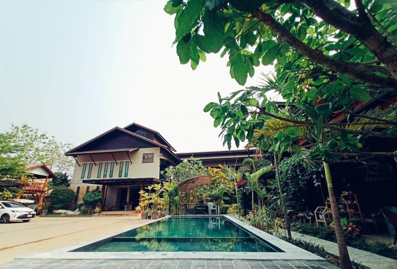 Anantaya Home Phrae Exteriör bild